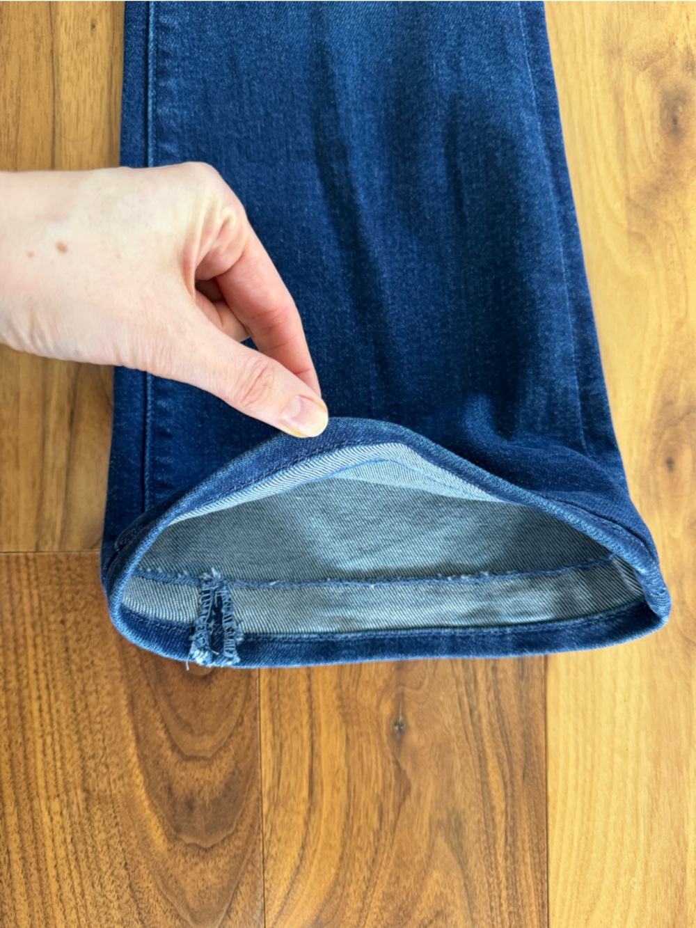 Mother The Lil Weekender in Nip It In The Butt Wash size 26 - Picture 16 of 16